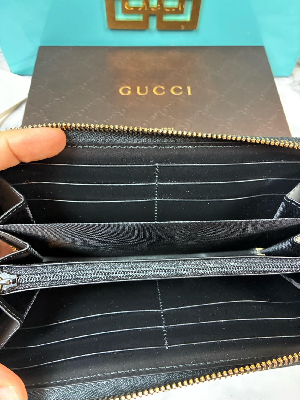 Gucci Black Nero Guccissima GG Zip Around Leather Wallet w/ Bow Accent - NWOT - Picture 9 of 13